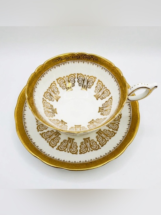 EB Foley Other - Vintage EB Foley Heavy Gold Butterfly Teacup & Saucer Set